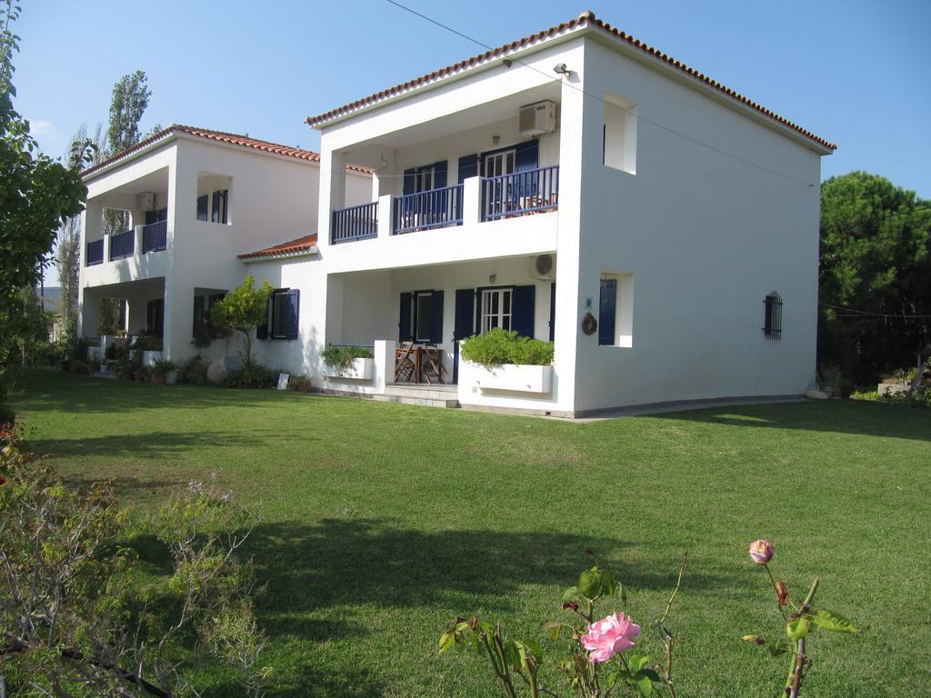 Eressos Ilios Apartments Skala Eresou Room photo